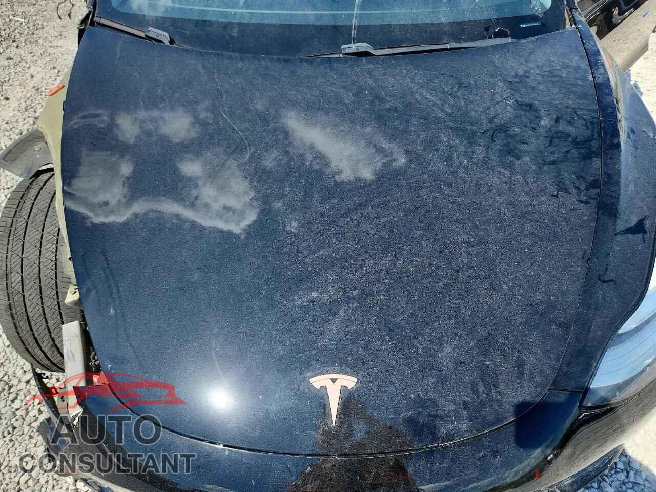 TESLA MODEL 3 2018 - 5YJ3E1EA6JF156326