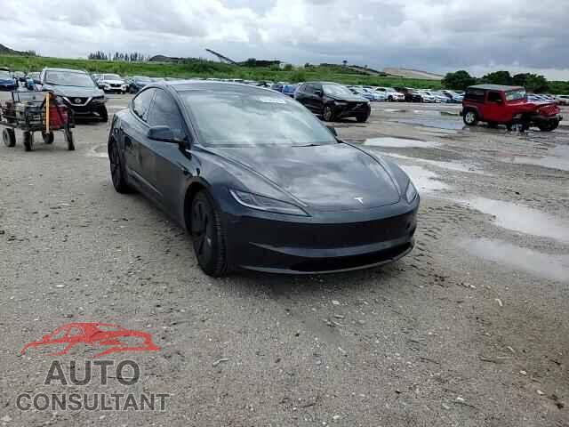 TESLA MODEL 3 2024 - 5YJ3E1EA9RF765552