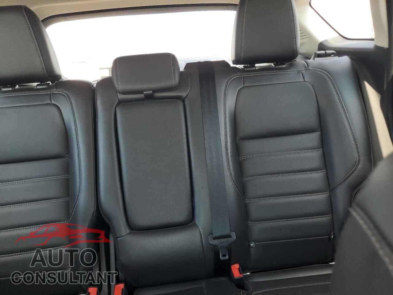 FORD CMAX 2018 - 1FADP5DU1JL100007