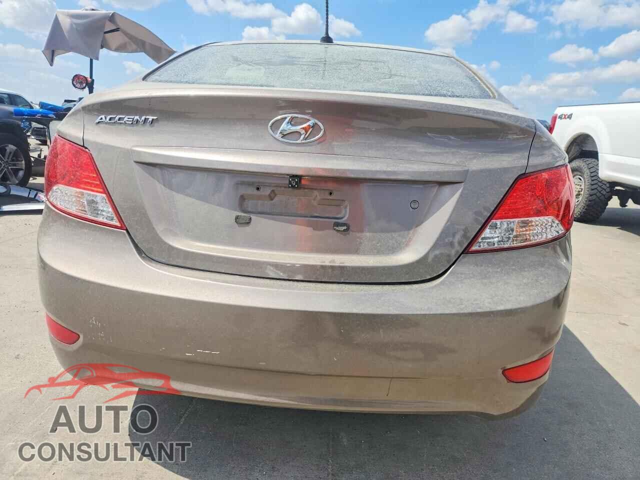 HYUNDAI ACCENT 2013 - KMHCU4AE6DU455478