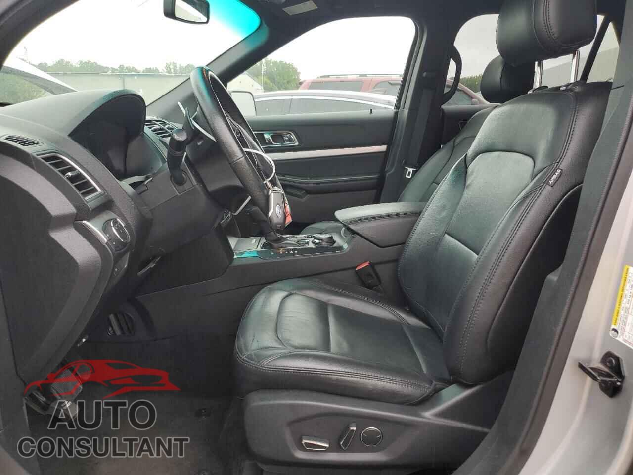 FORD EXPLORER 2017 - 1FM5K8D84HGB13091