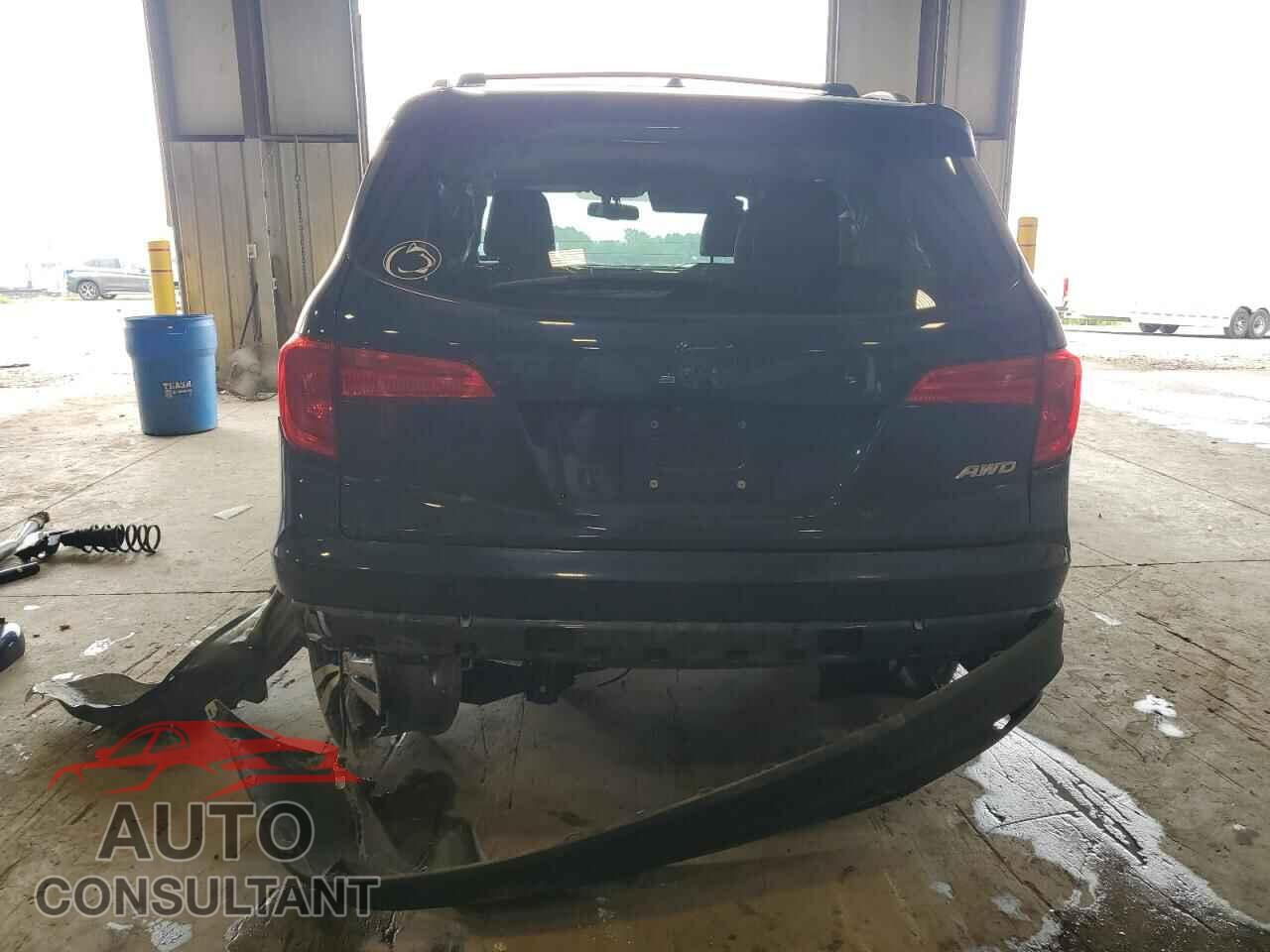 HONDA PILOT 2016 - 5FNYF6H51GB096057