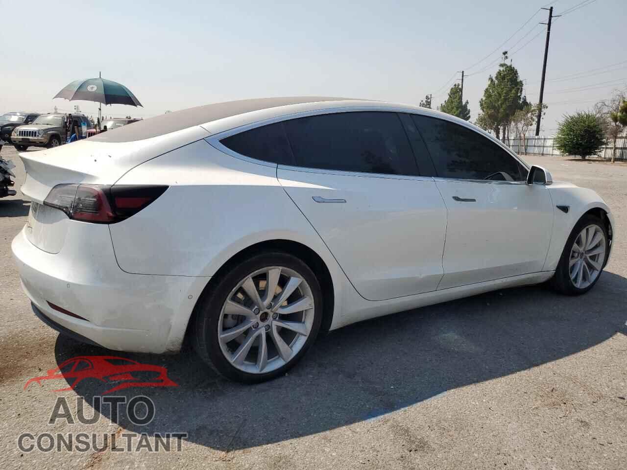 TESLA MODEL 3 2018 - 5YJ3E1EA7JF049138
