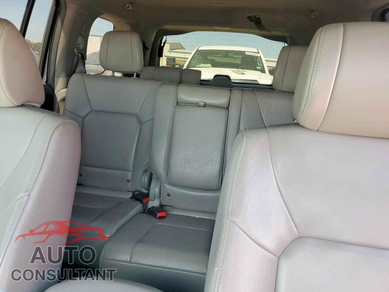 HONDA PILOT 2013 - 5FNYF4H57DB003526