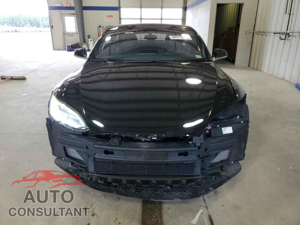 TESLA MODEL S 2017 - 5YJSA1E14HF210546
