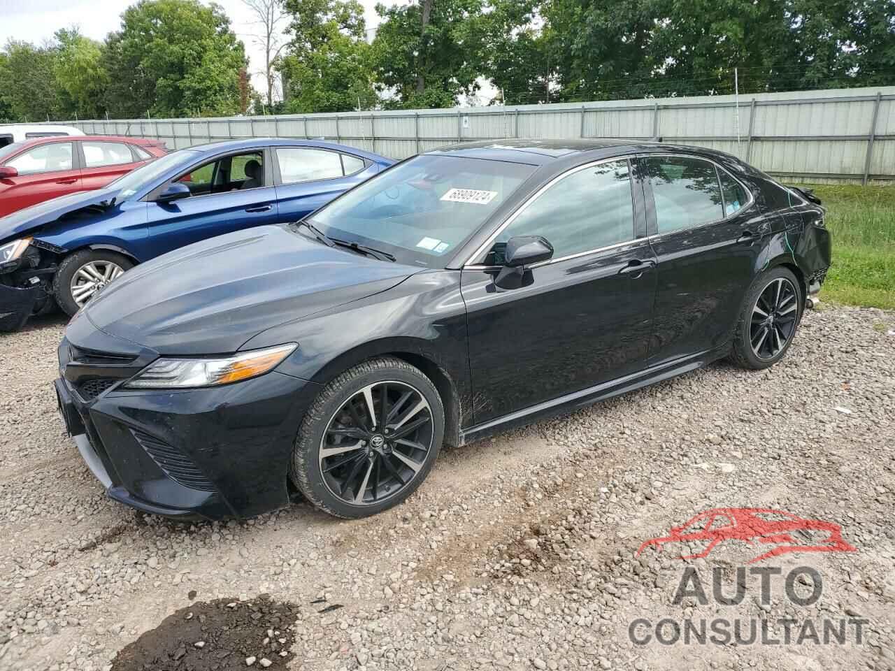 TOYOTA CAMRY 2018 - 4T1BZ1HK9JU010641