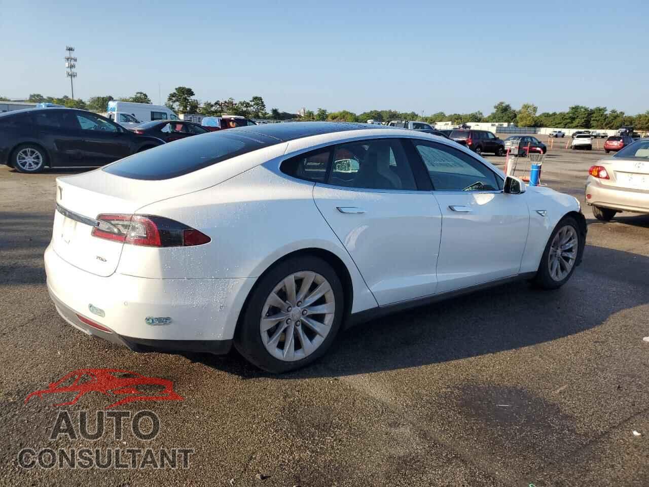 TESLA MODEL S 2016 - 5YJSA1E23GF132817