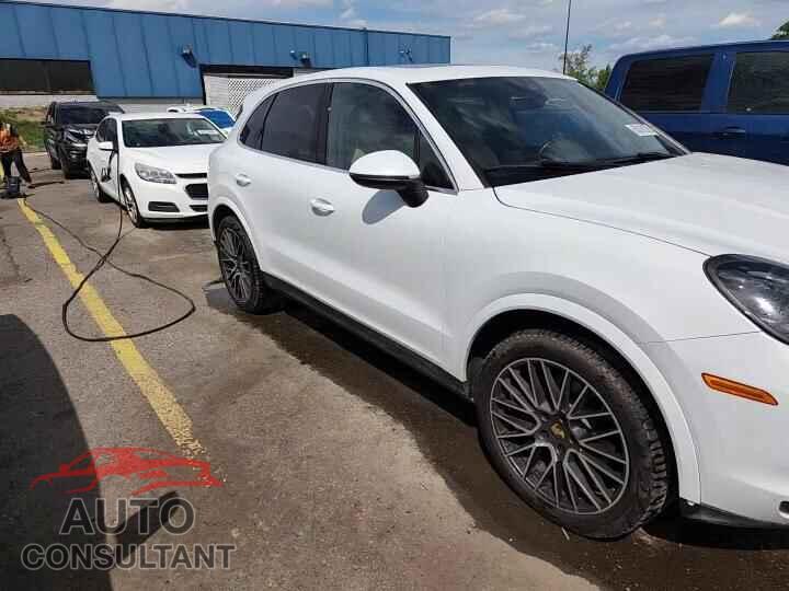 PORSCHE CAYENNE 2020 - WP1AA2AY3LDA02452