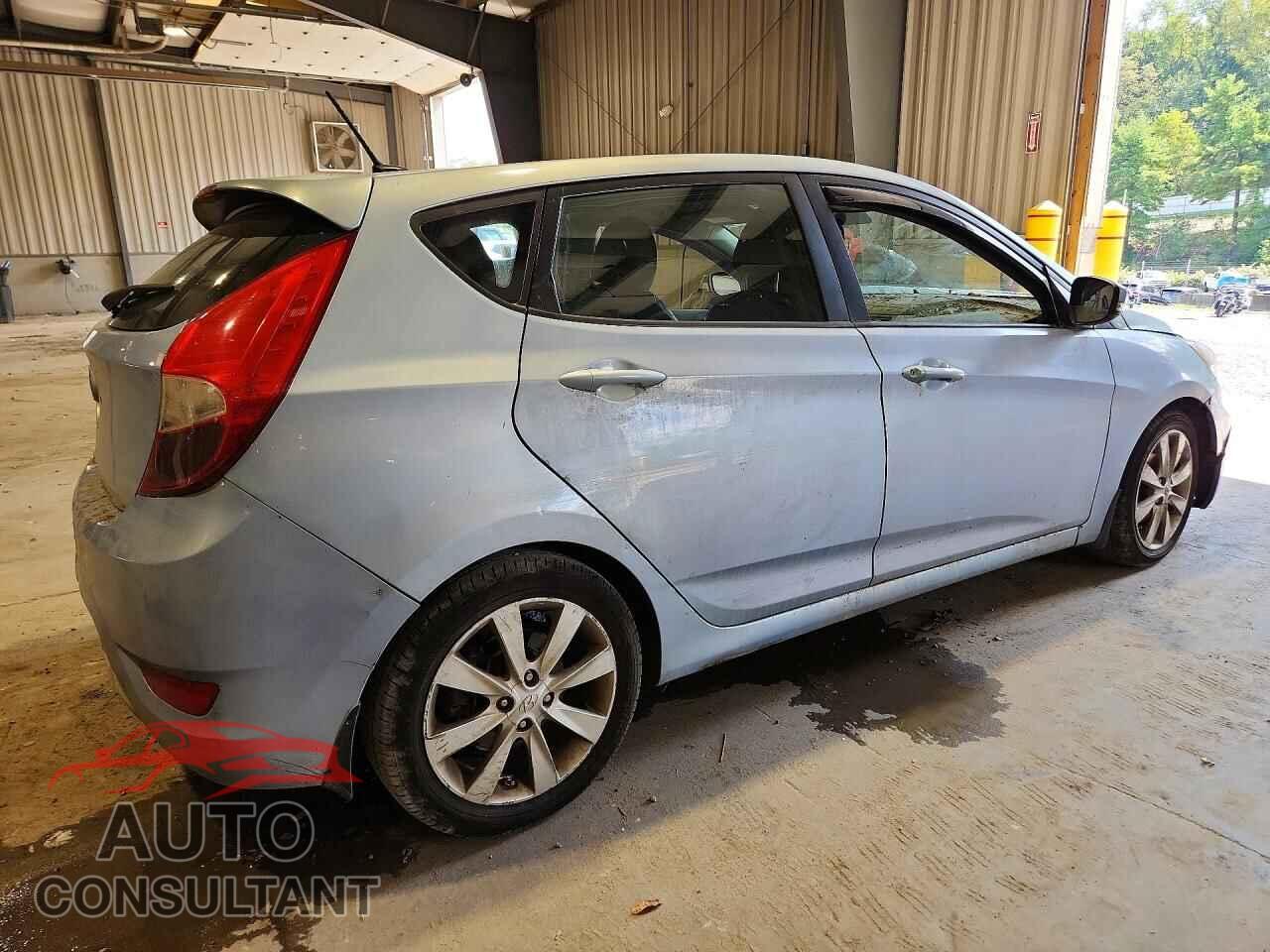 HYUNDAI ACCENT 2013 - KMHCU5AEXDU077574