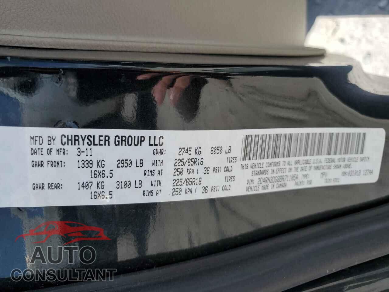 DODGE CARAVAN 2011 - 2D4RN3DG8BR711054