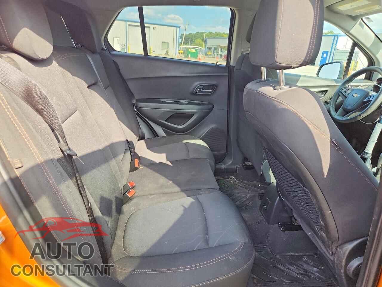 CHEVROLET TRAX 2017 - 3GNCJLSB3HL146845