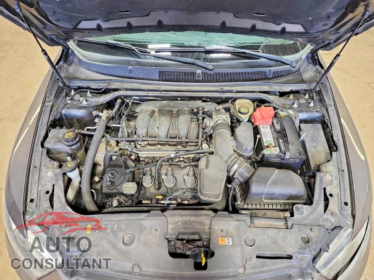 FORD TAURUS 2013 - 1FAHP2D84DG156135