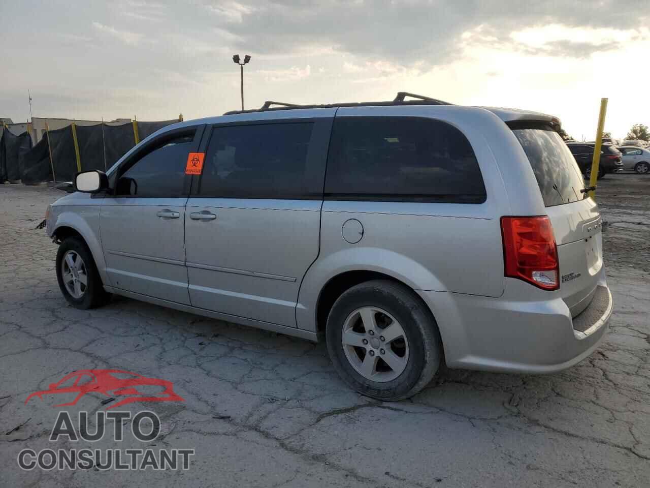 DODGE CARAVAN 2011 - 2D4RN3DG1BR640456