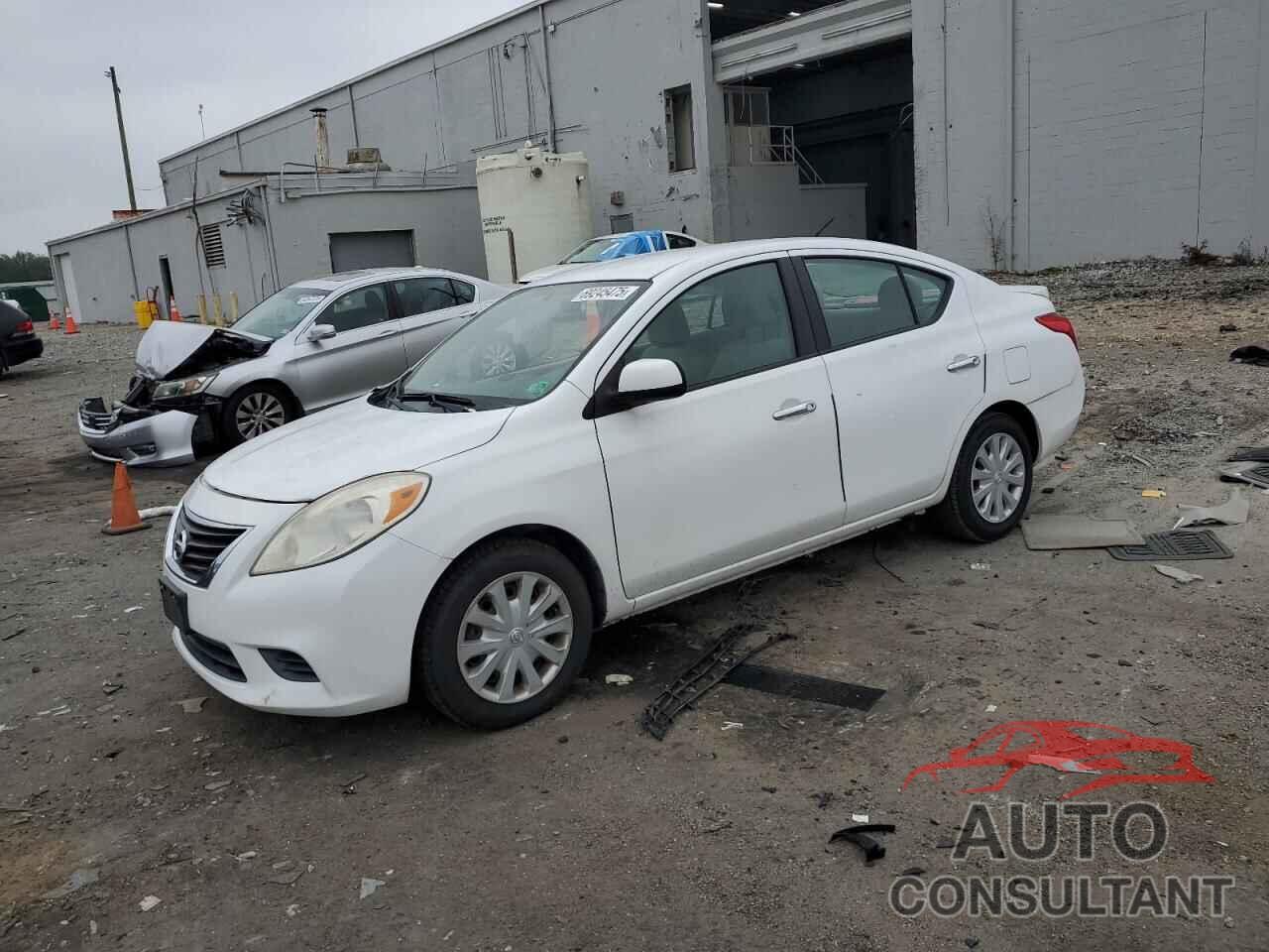 NISSAN VERSA 2013 - 3N1CN7AP7DL851548