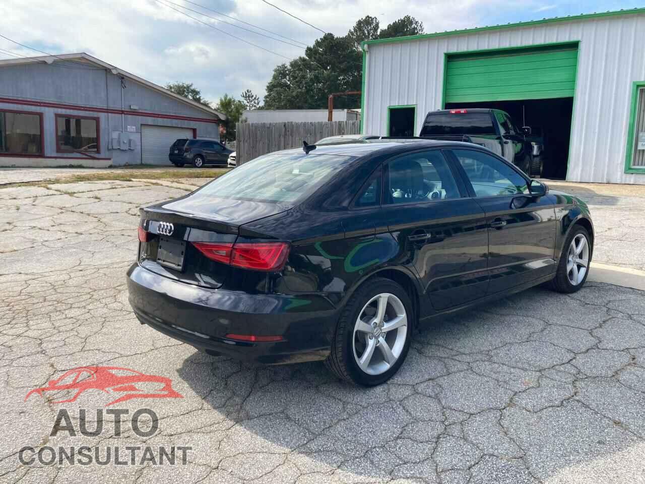 AUDI A3 2016 - WAUA7HFF2G1101472