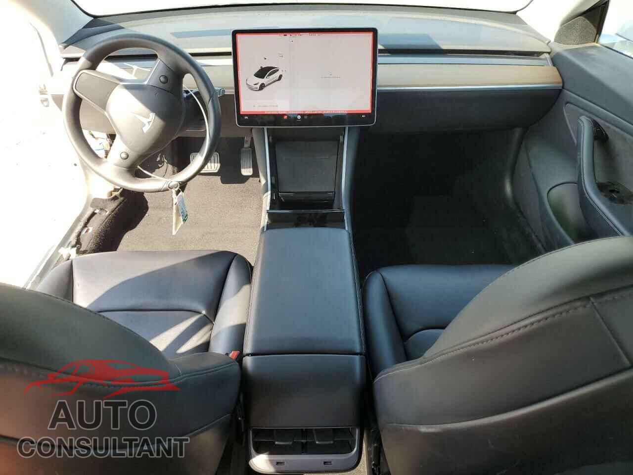 TESLA MODEL 3 2020 - 5YJ3E1EB2LF628193
