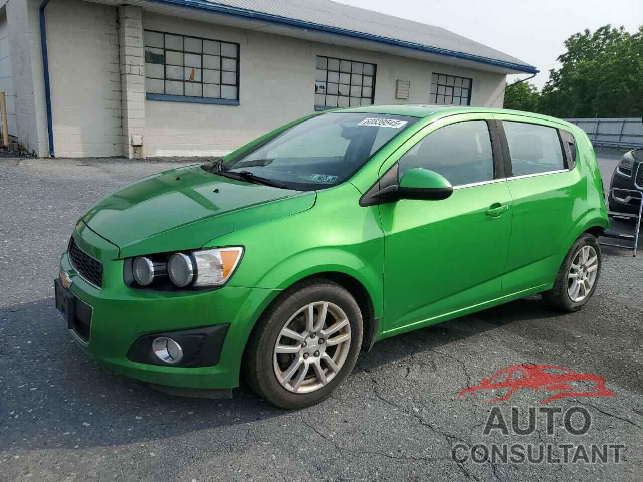 CHEVROLET SONIC 2015 - 1G1JC6SB4F4174662
