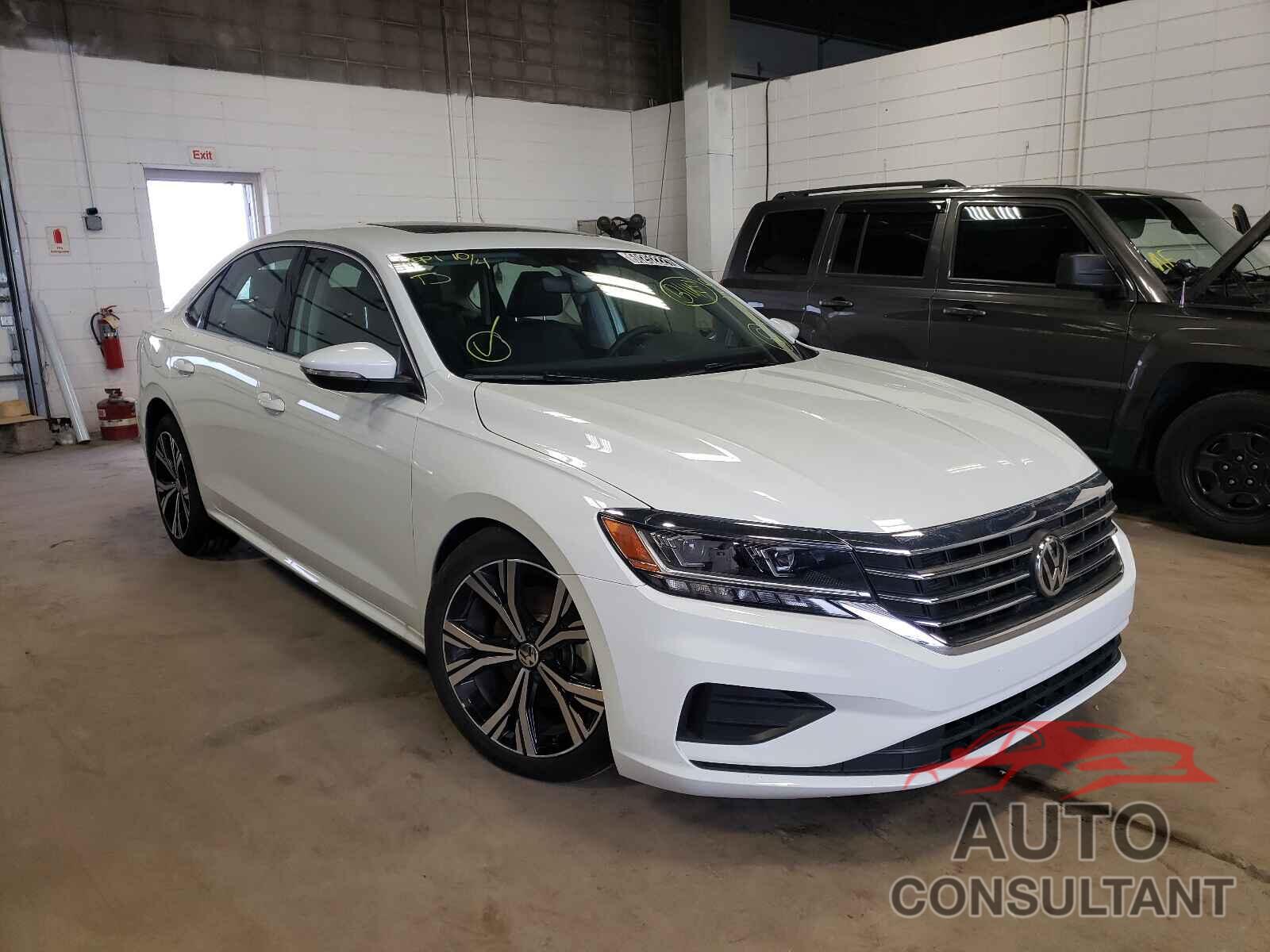 VOLKSWAGEN PASSAT 2021 - 1VWSA7A30MC001352