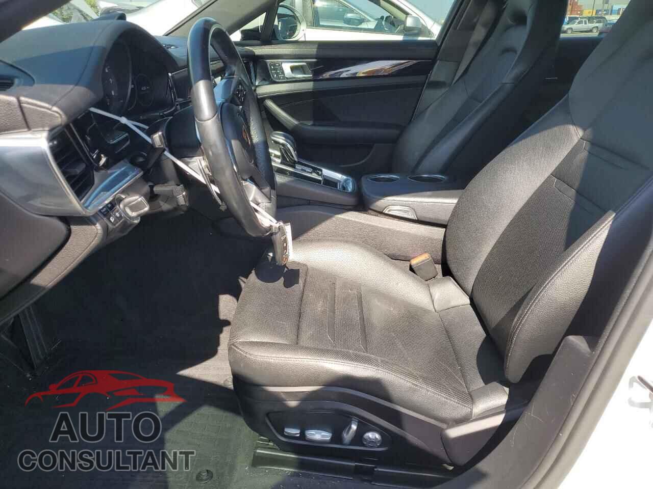 PORSCHE PANAMERA 2017 - WP0AA2A71HL103883