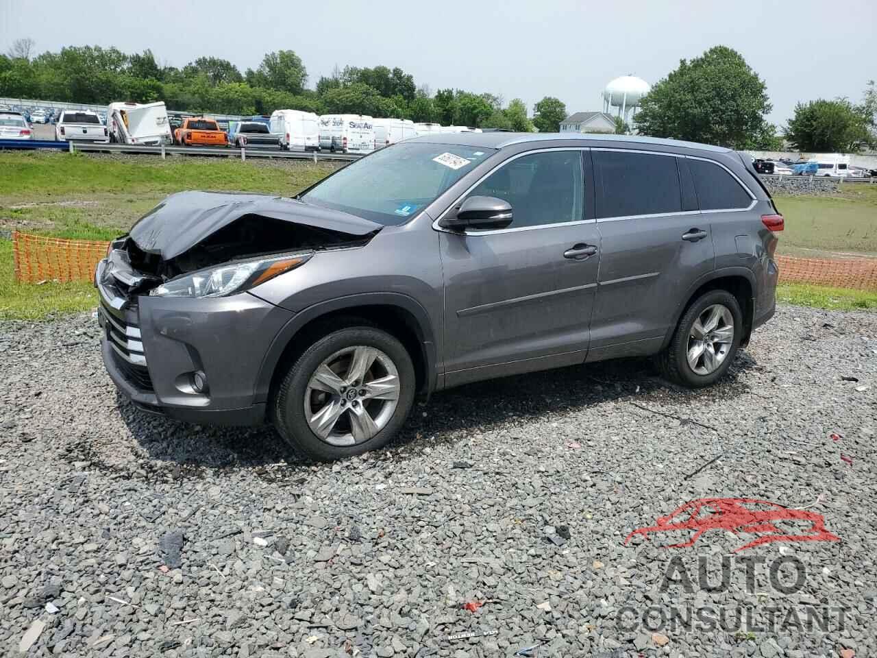 TOYOTA HIGHLANDER 2018 - 5TDDZRFH9JS817037