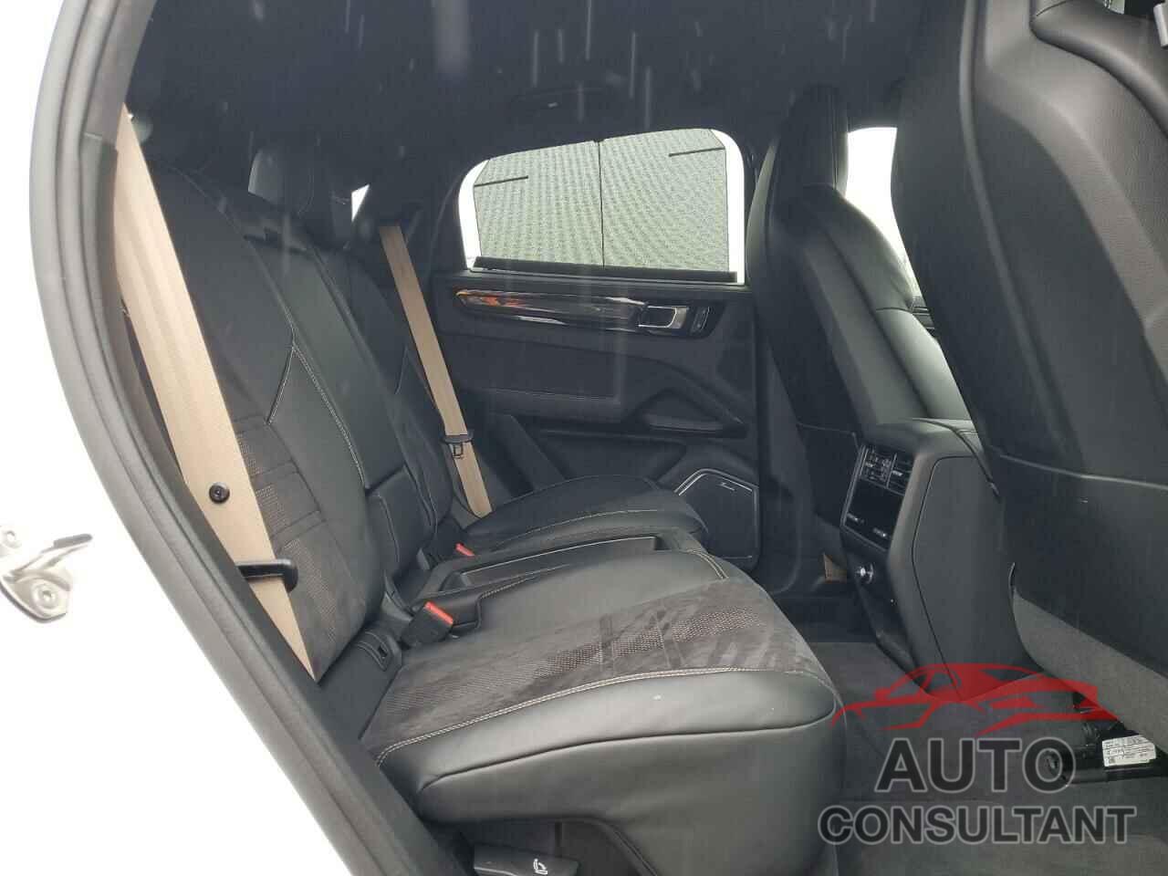 PORSCHE CAYENNE 2023 - WP1BK2AY8PDA39066