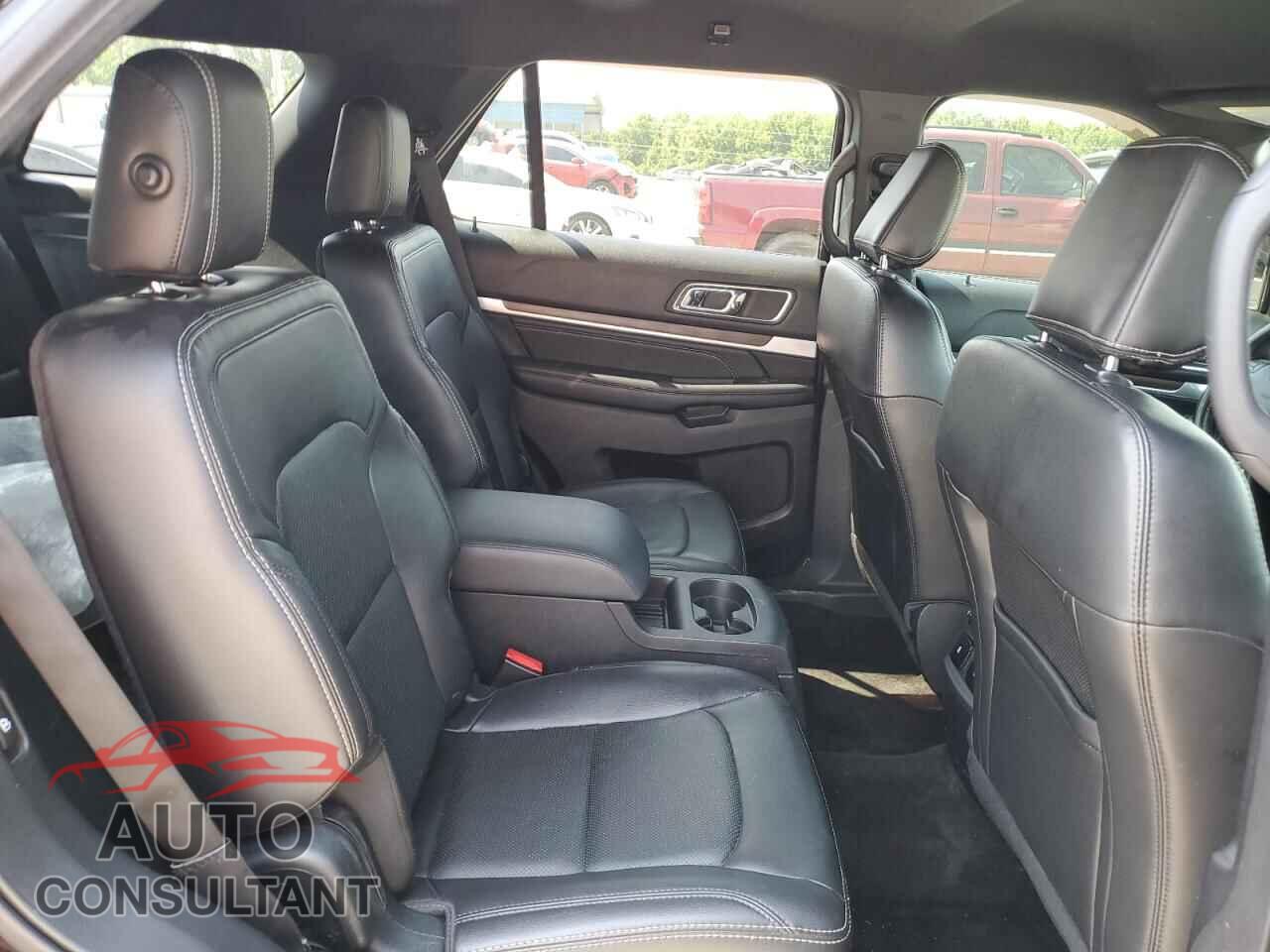 FORD EXPLORER 2018 - 1FM5K8F83JGB61250