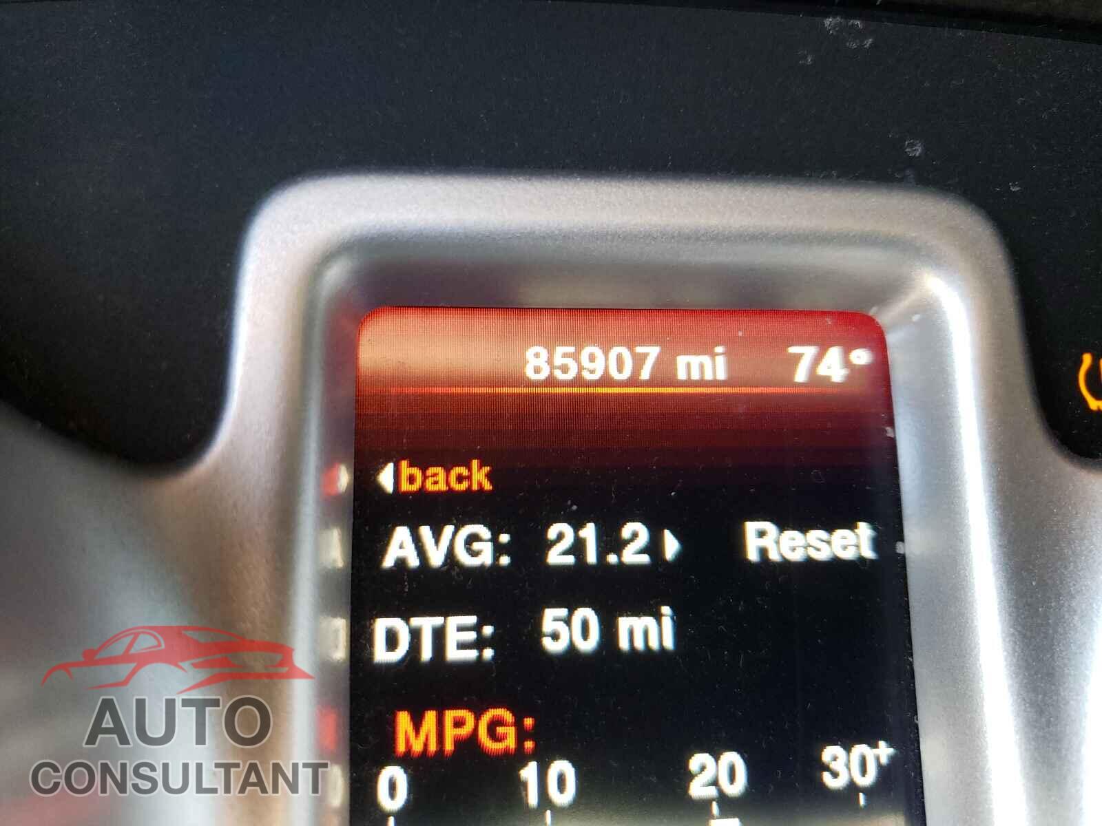 DODGE JOURNEY 2018 - 3C4PDCAB4JT527418
