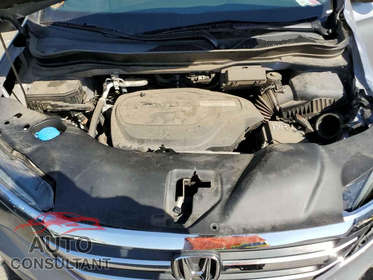 HONDA PILOT 2018 - 5FNYF5H36JB005803