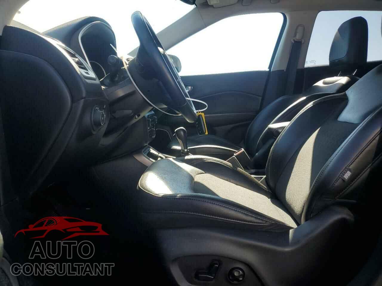 JEEP COMPASS 2019 - 3C4NJDBB3KT648124