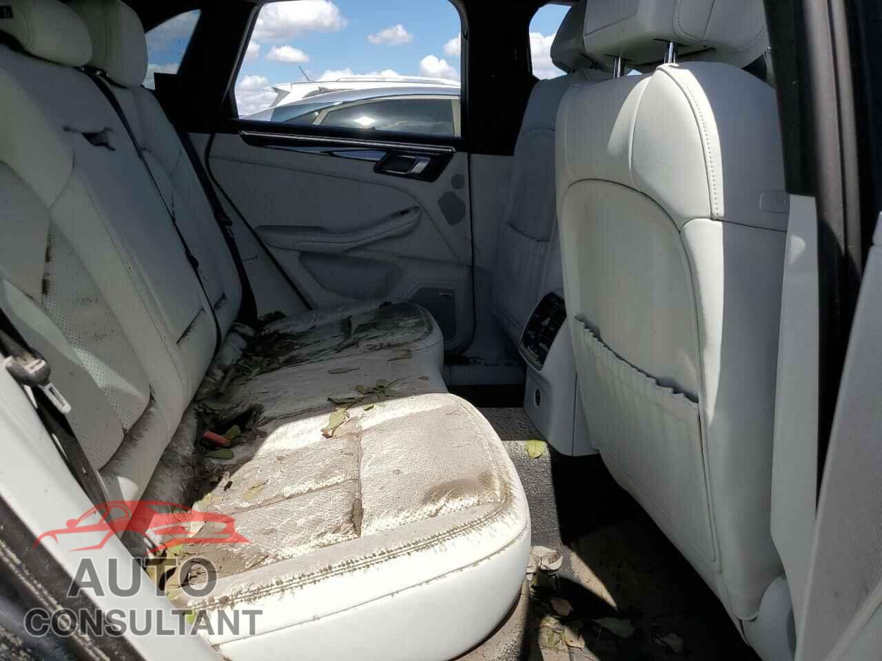 PORSCHE MACAN 2022 - WP1AA2A51NLB12043