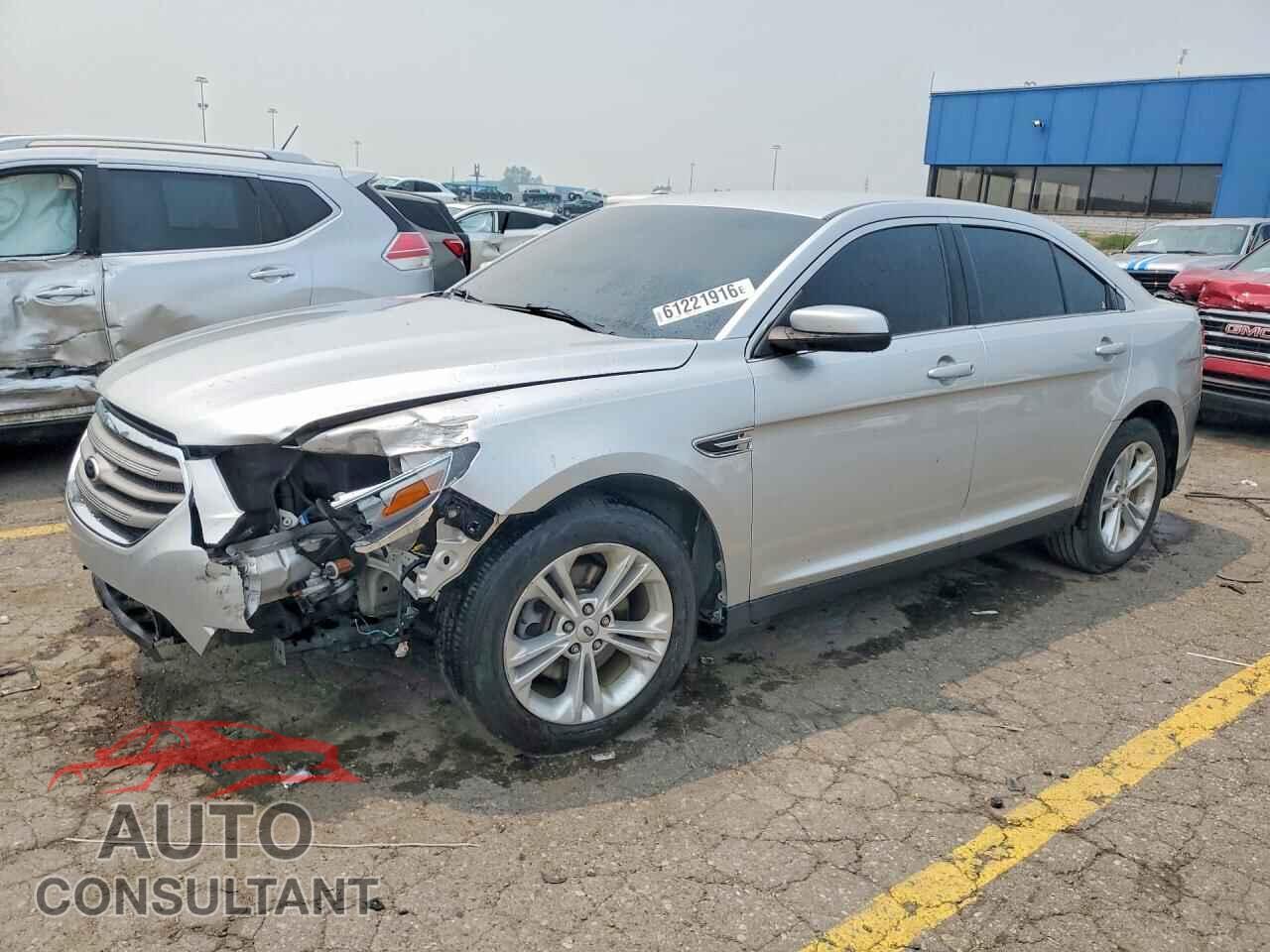 FORD TAURUS 2013 - 1FAHP2E85DG152156