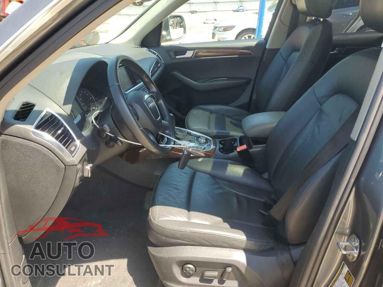 AUDI Q5 2012 - WA1LFAFP2CA040899