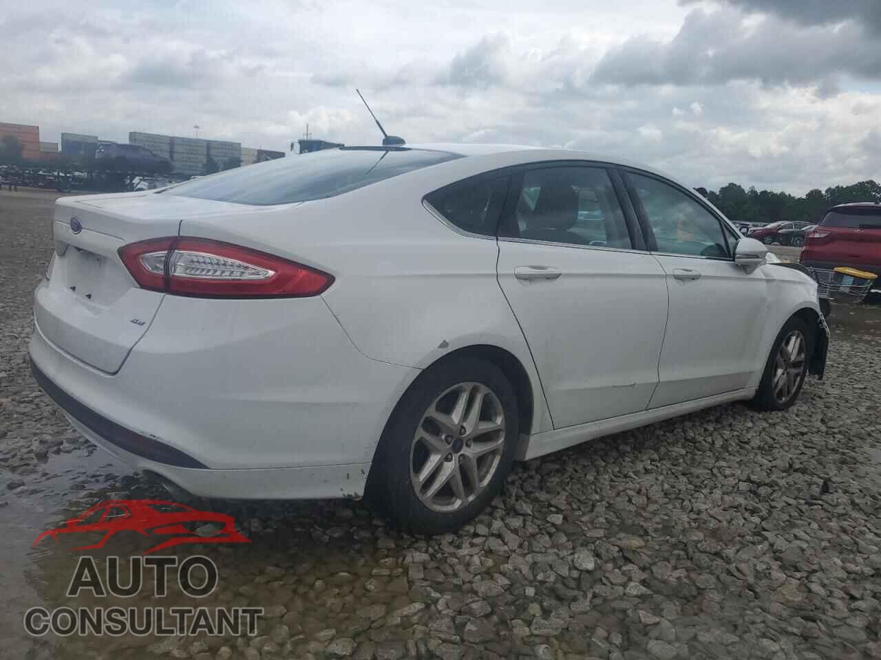 FORD FUSION 2015 - 1FA6P0H72F5121699