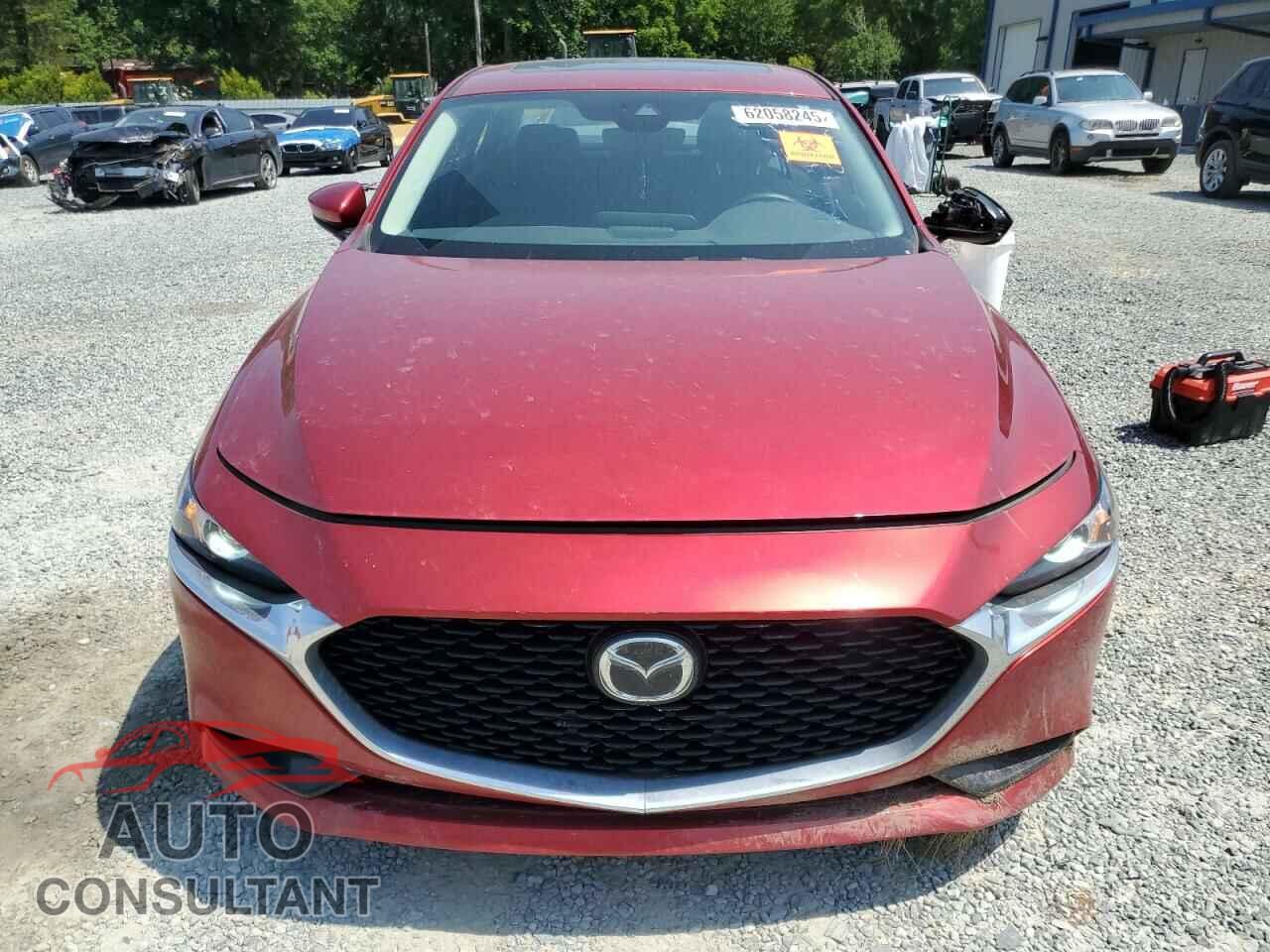 MAZDA 3 2021 - 3MZBPACL4MM254875