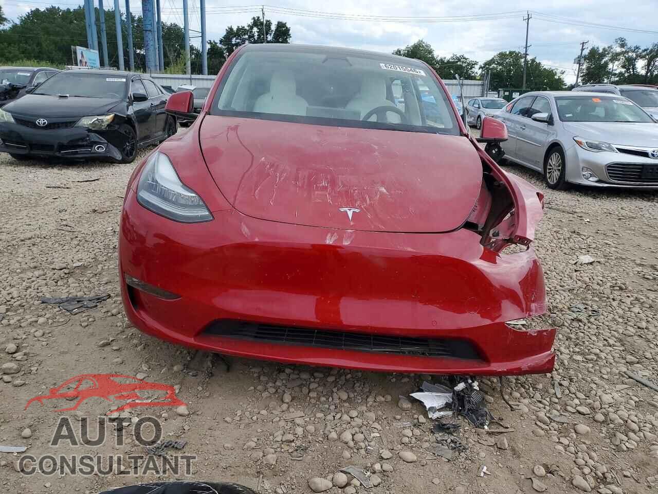 TESLA MODEL Y 2021 - 5YJYGDEEXMF285548