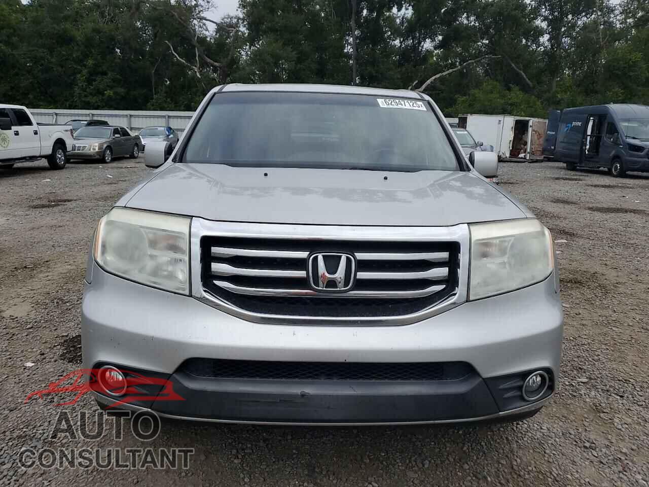 HONDA PILOT 2013 - 5FNYF3H59DB001058