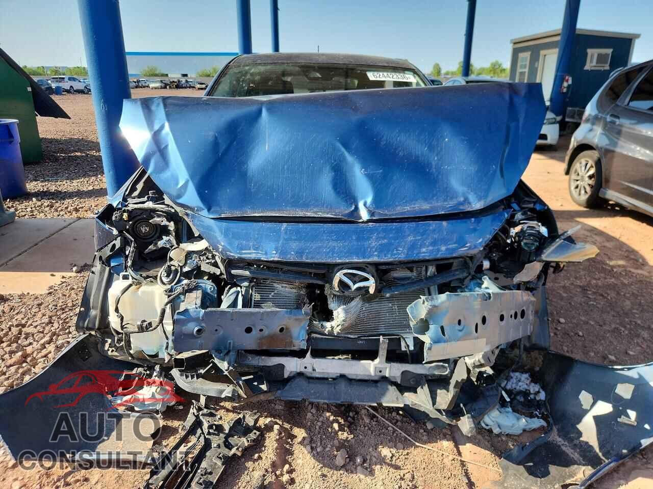 MAZDA 3 2017 - JM1BN1L78H1116285