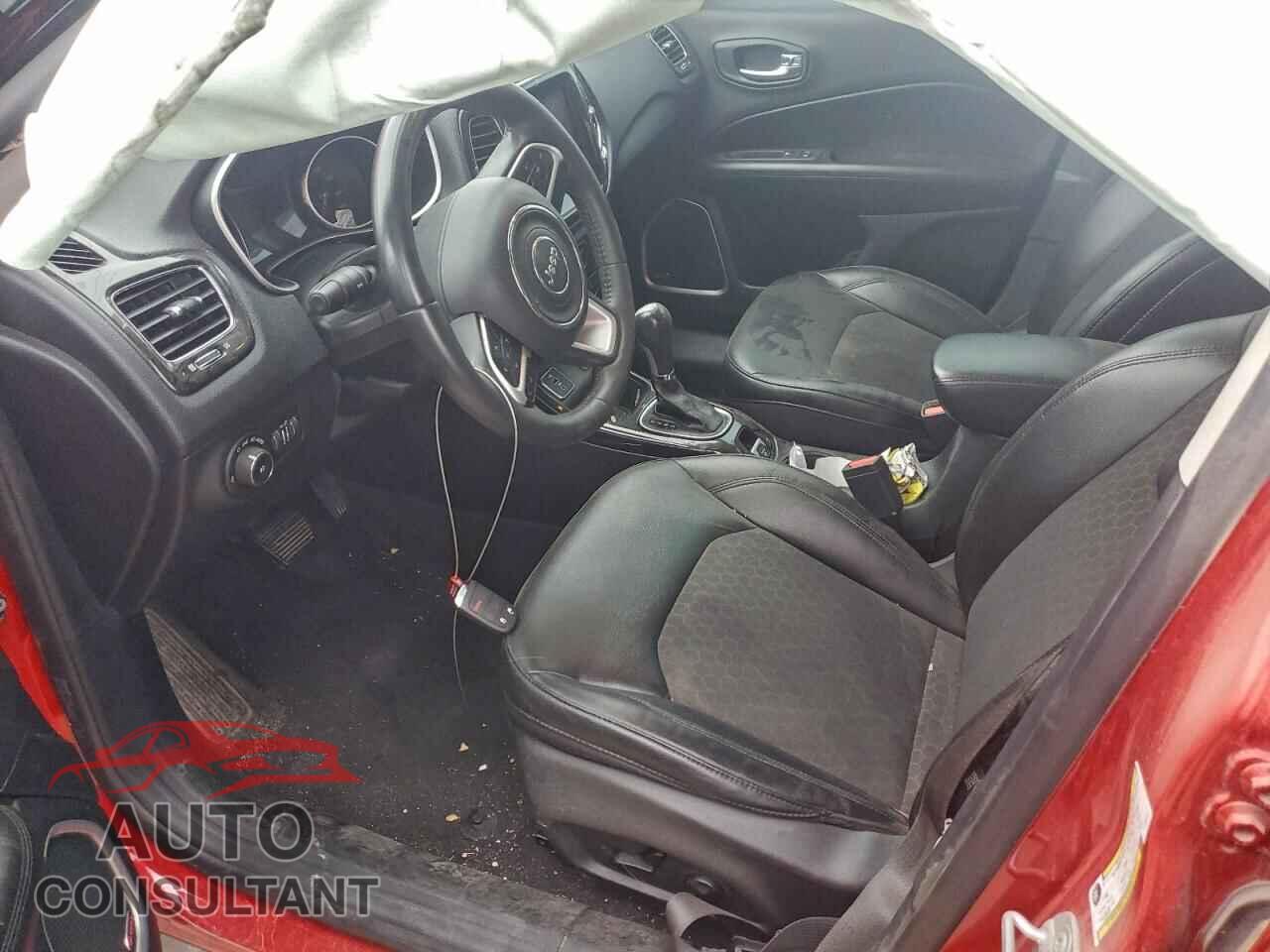 JEEP COMPASS 2018 - 3C4NJCBB3JT304902