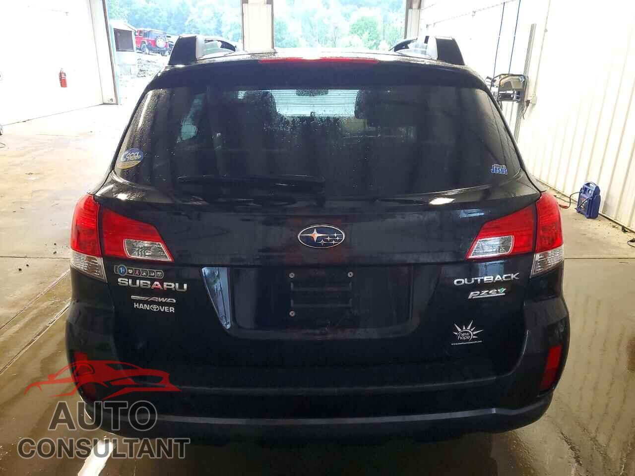 SUBARU OUTBACK 2013 - 4S4BRBCC0D3323206
