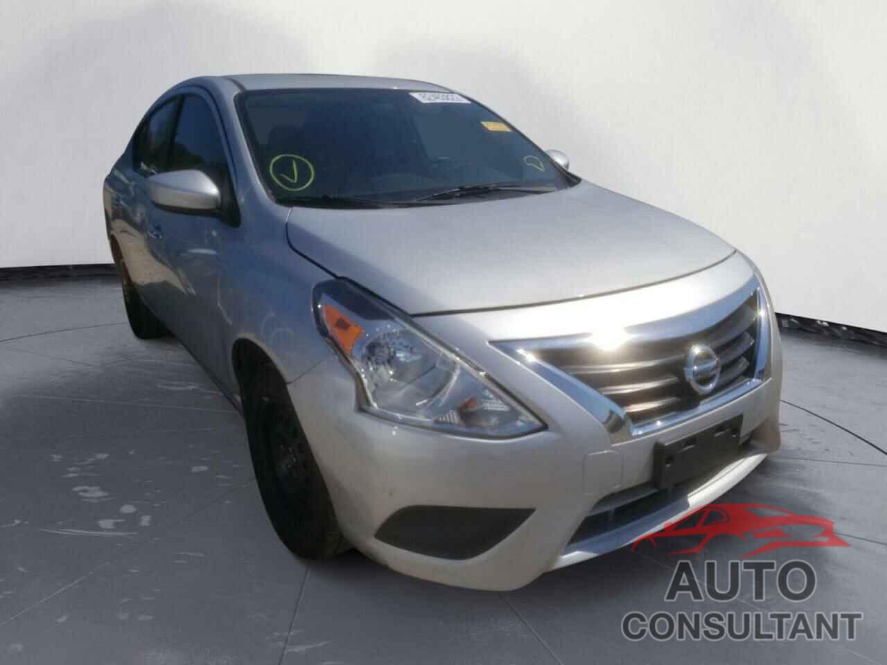 NISSAN VERSA 2018 - 3N1CN7AP9JL809748