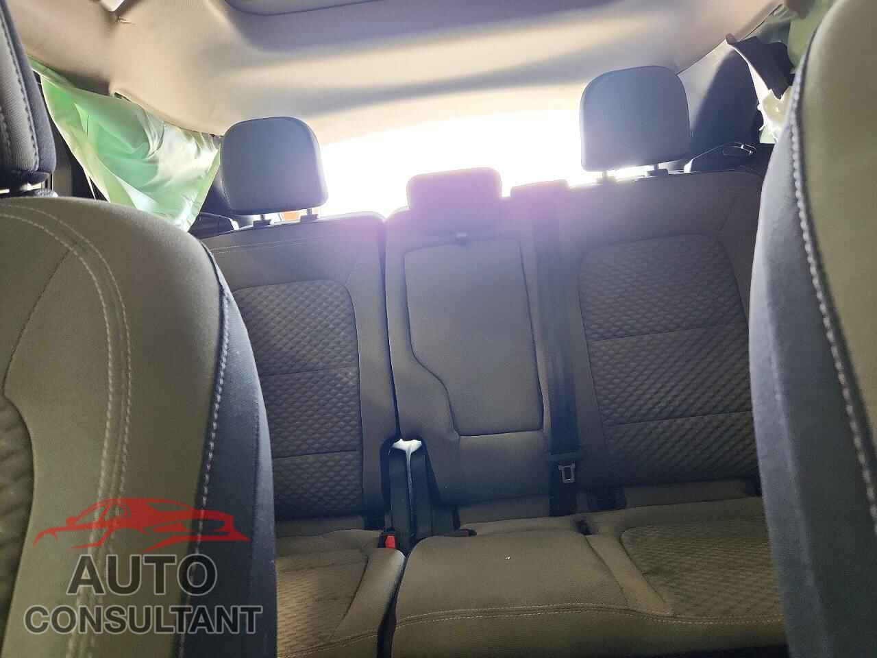 FORD ESCAPE 2020 - 1FMCU9G68LUA83217
