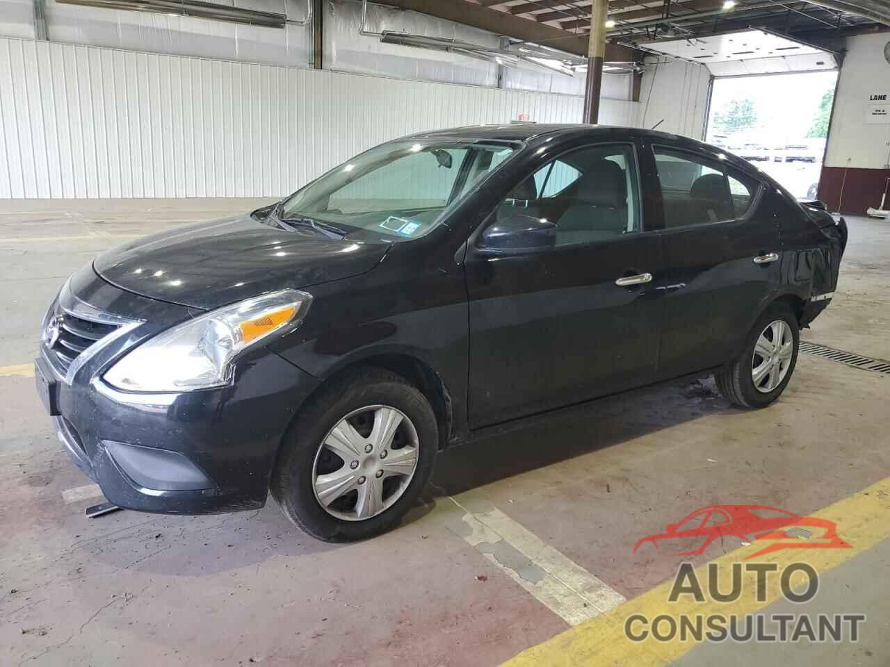 NISSAN VERSA 2018 - 3N1CN7AP3JL880444