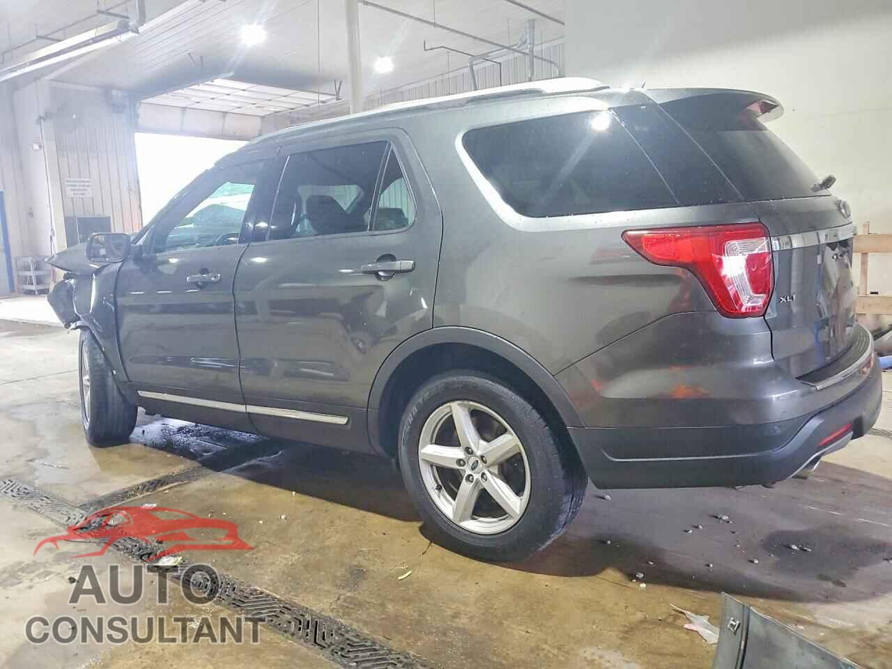 FORD EXPLORER 2018 - 1FM5K7D8XJGB96932