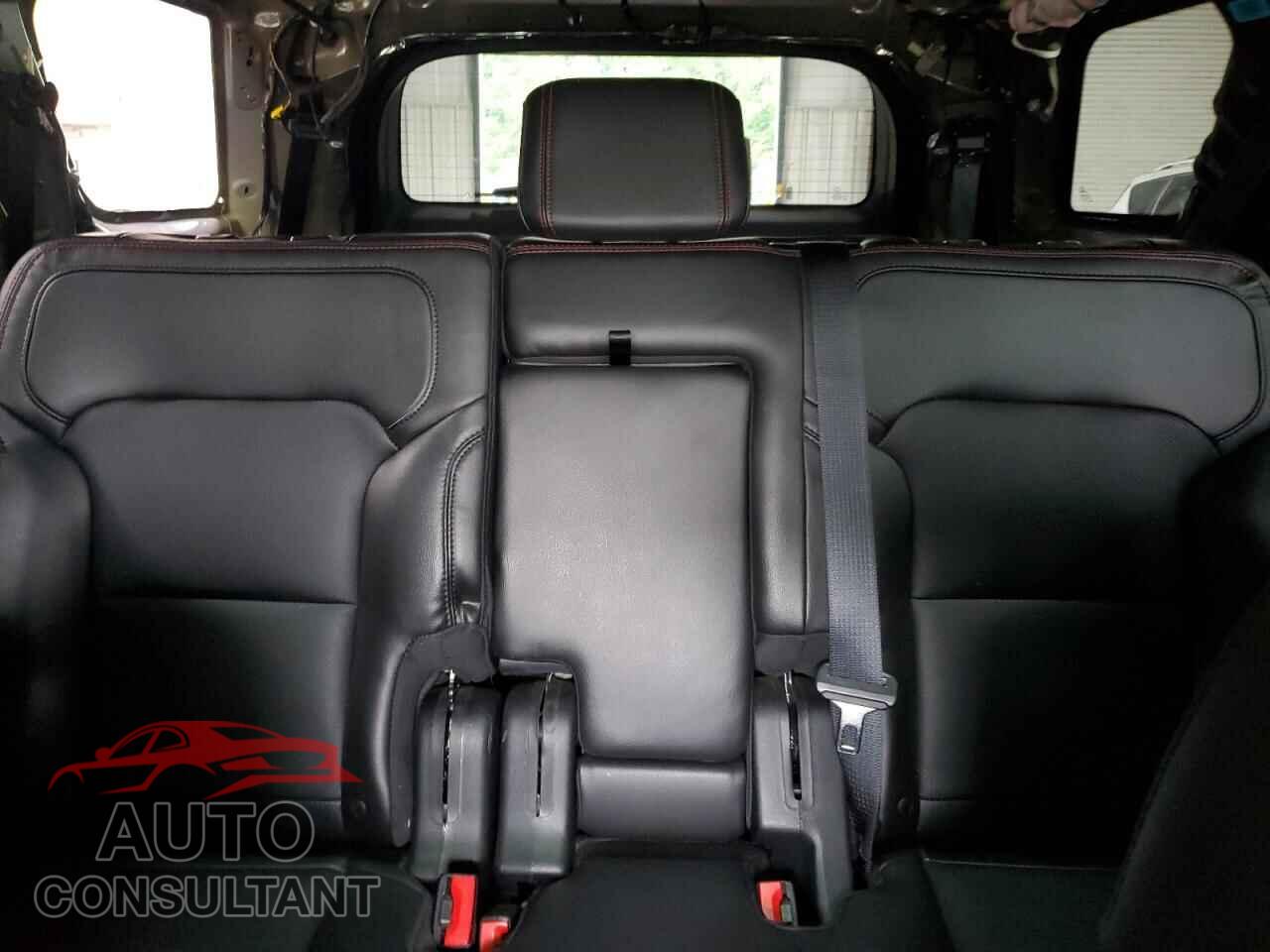 FORD EXPLORER 2018 - 1FM5K8GT7JGB37911