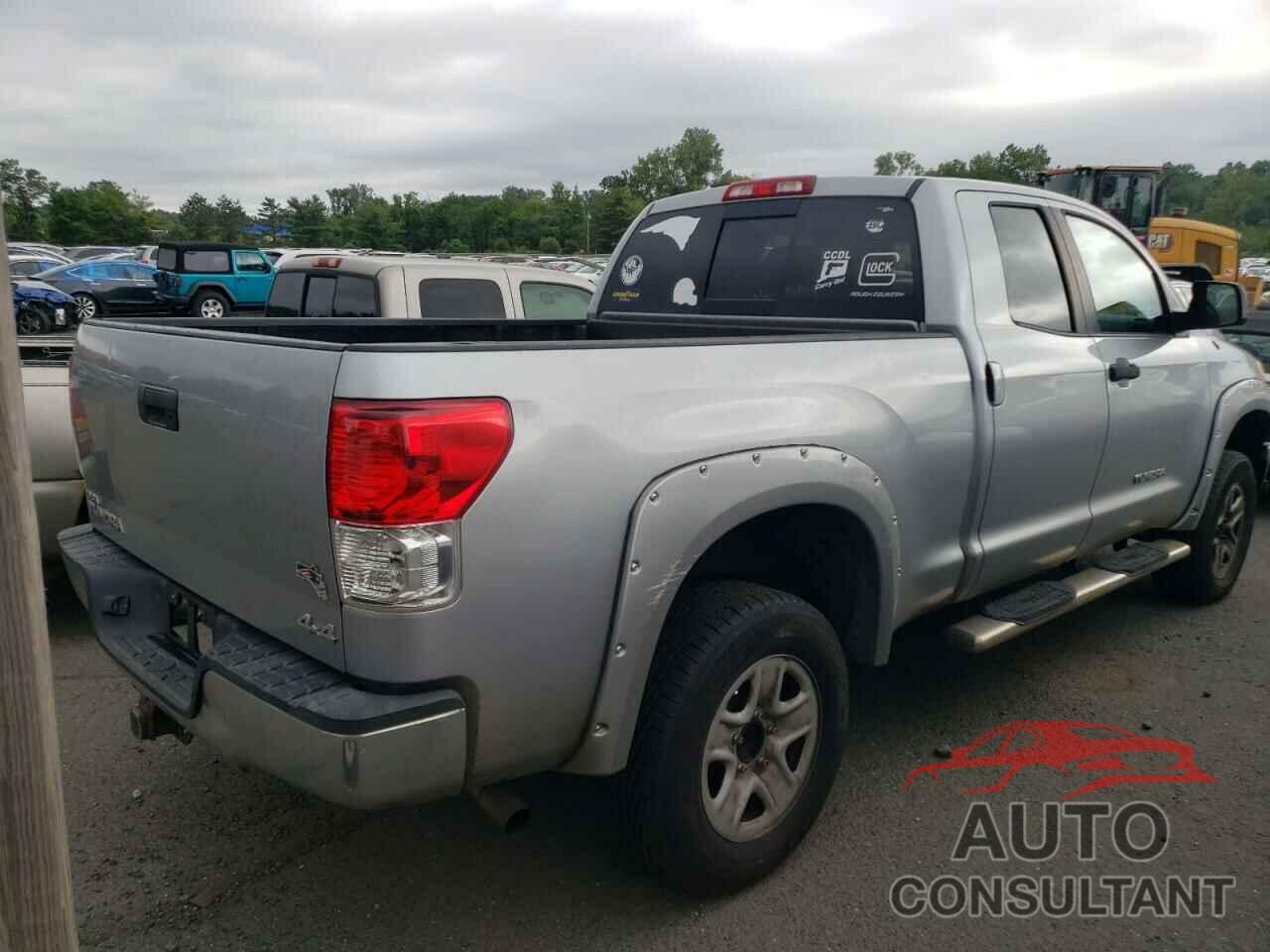 TOYOTA TUNDRA 2013 - 5TFUM5F12DX049541