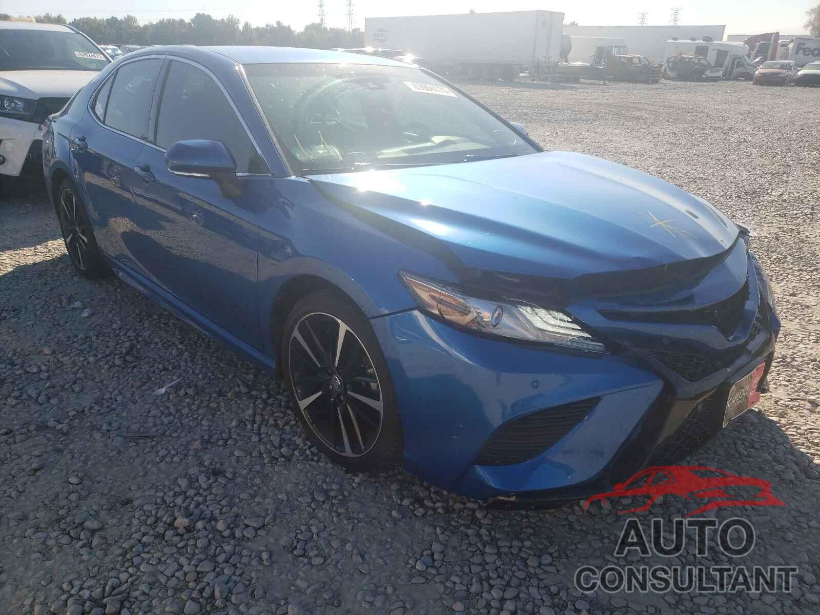 TOYOTA CAMRY 2018 - 4T1B61HK3JU064493