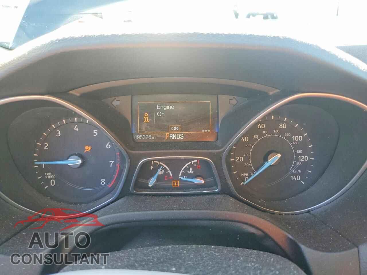 FORD FOCUS 2018 - 1FADP3FE1JL330043