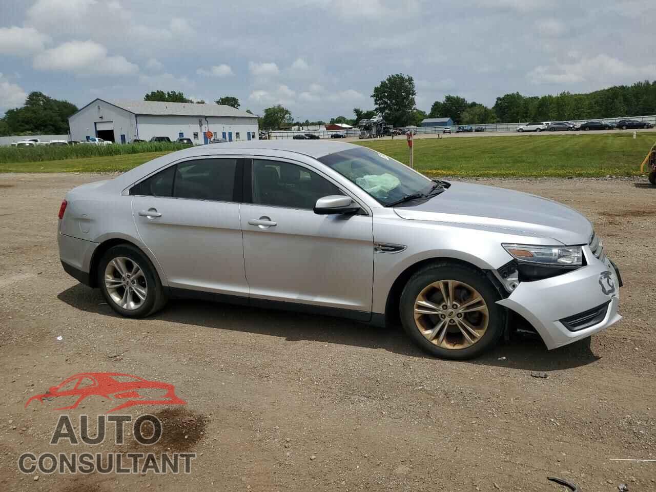 FORD TAURUS 2013 - 1FAHP2E88DG171347