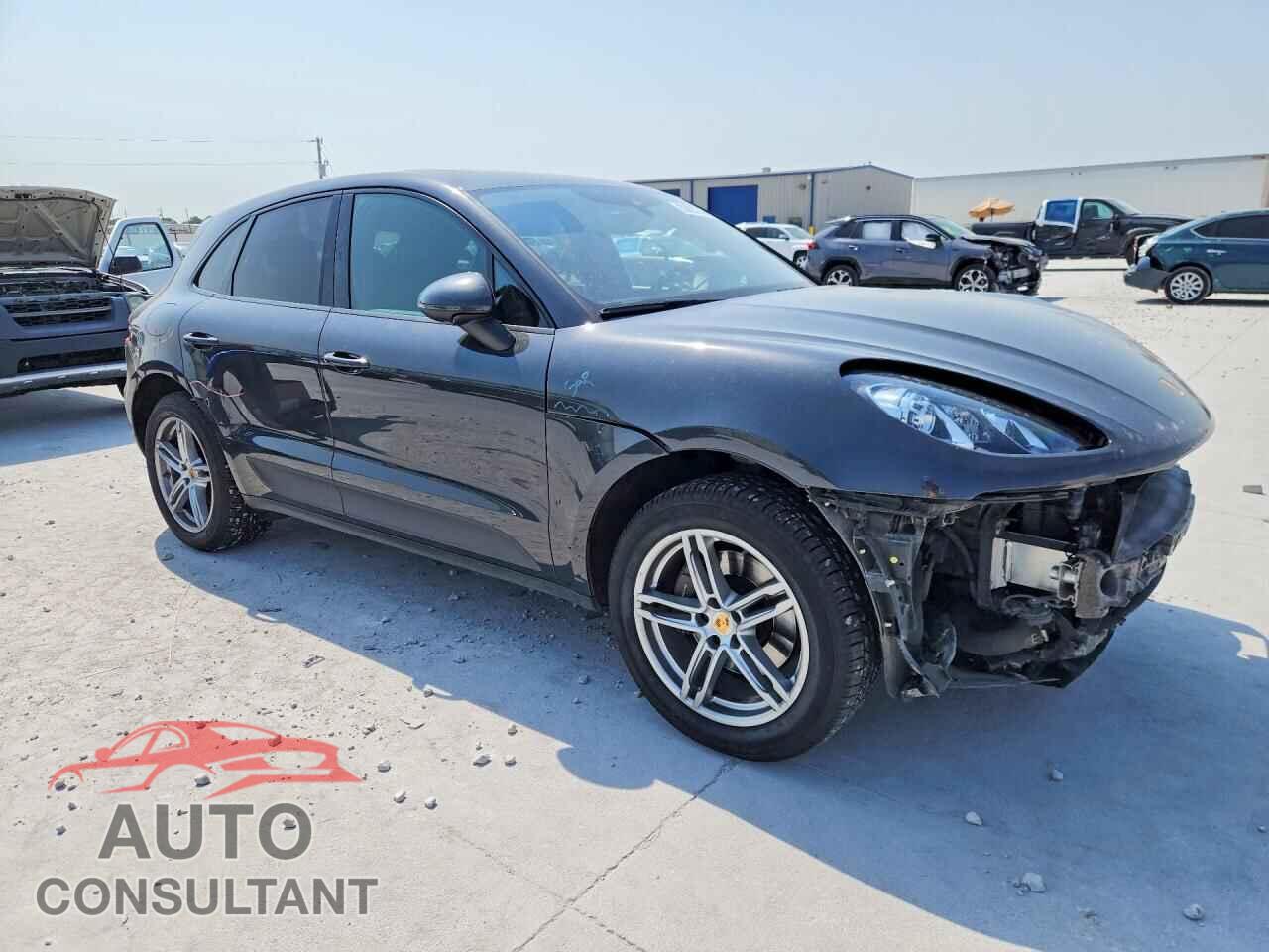 PORSCHE MACAN 2018 - WP1AA2A55JLB07941