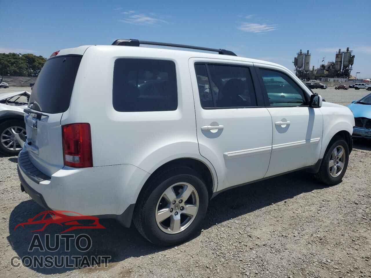 HONDA PILOT 2011 - 5FNYF3H45BB049323